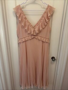 Sezane pleated blush sleeveless dress